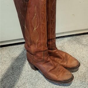 Frye Cowboy Boots size 8 1/2